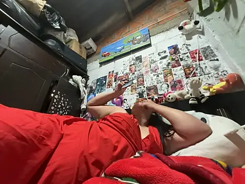 violeta_818 Adlı Modelin Canlı XXX Sohbeti