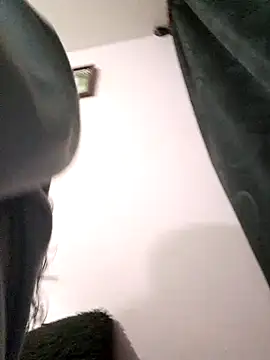 KENDALL_ART Adlı Modelin Canlı XXX Sohbeti