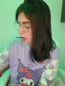 kuritto_ Adlı Modelin Canlı XXX Sohbeti