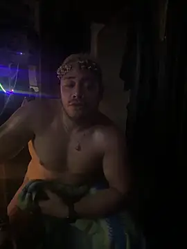 GirThySamoanSupermanXXL: διαδικτυακό σόου στην κάμερα