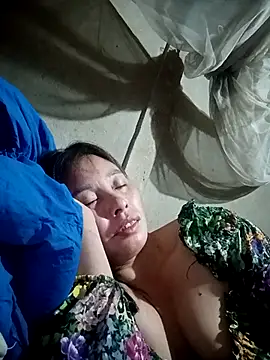 XXX chat uživo modela kaia-cam