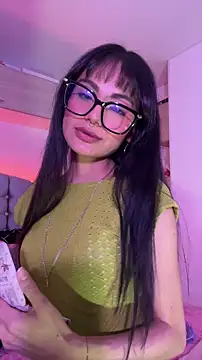 Chat +18 de _Lucycherry ao vivo