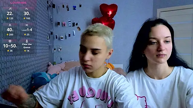 Escaped_Brides – Naživo XXX chat