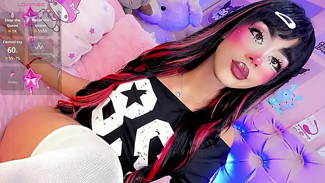 Cute_Roxxy: απευθείας συνομιλία ΧΧΧ