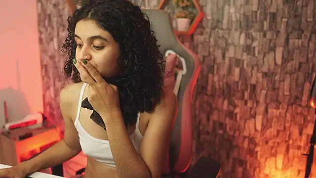 bonniie_98_のライブXXXチャット