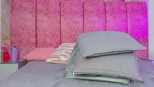 emmacurvy – Naživo XXX chat