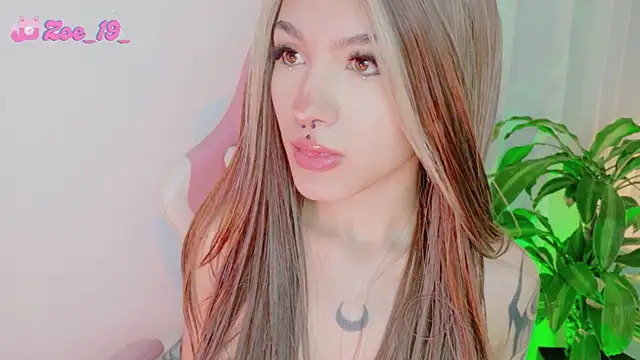 cuteezoe: απευθείας συνομιλία ΧΧΧ