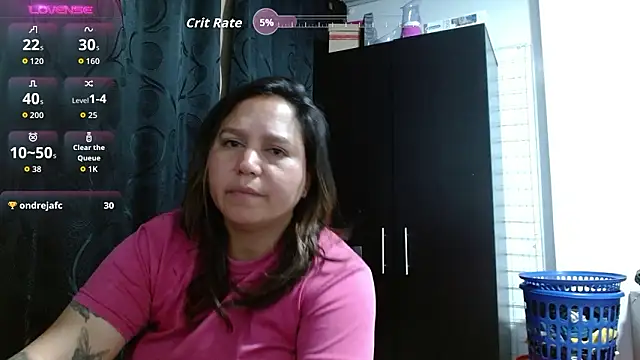 LauraReeves – Naživo XXX chat