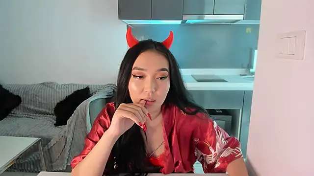 satoriluna's Webcam Show