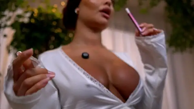 TheMaddisonShow_ live XXX chat