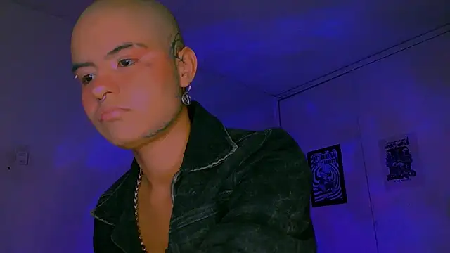 alex_one888のライブXXXチャット