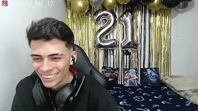 Chat XXX en directo de Rimuru17