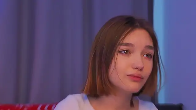 Chatroom XXX en direct de Leyla_crsh