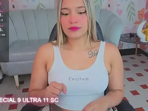 Paris09_v_ Live XXX-Chat