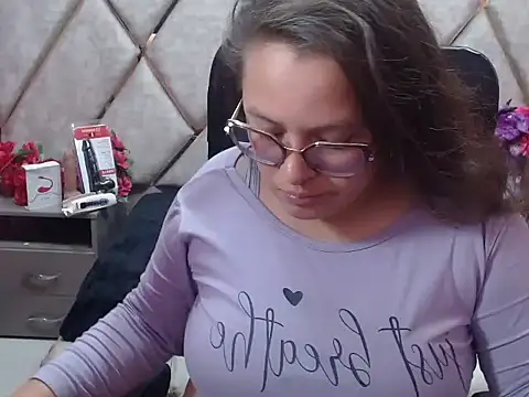 แชท XXX สดของ Sarah_Boobs_