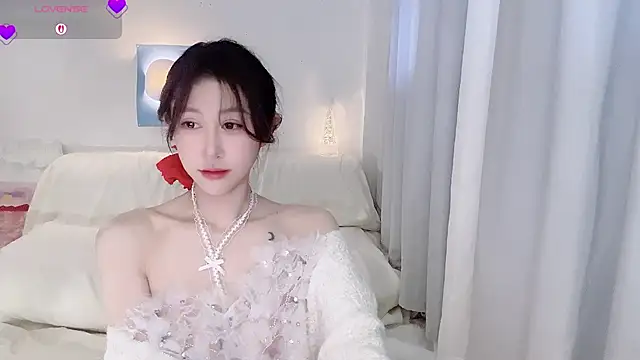 Chat +18 de Fayebae_11 ao vivo