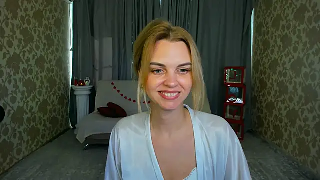 LunaFlinn Adlı Modelin Canlı XXX Sohbeti