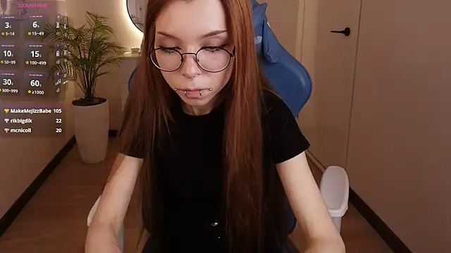 PinkAn8el: онлайн-секс-чат