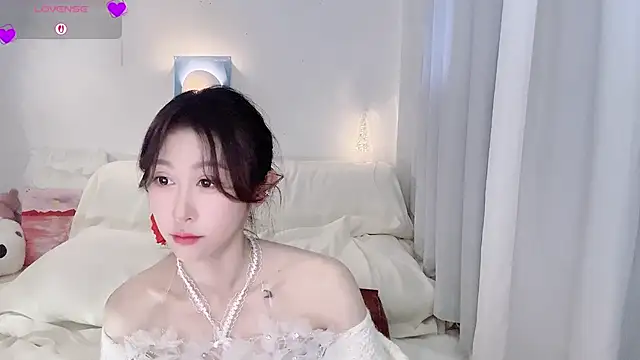 XXX chat uživo modela Fayebae_11