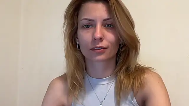 karo123421's Live XXX Chat
