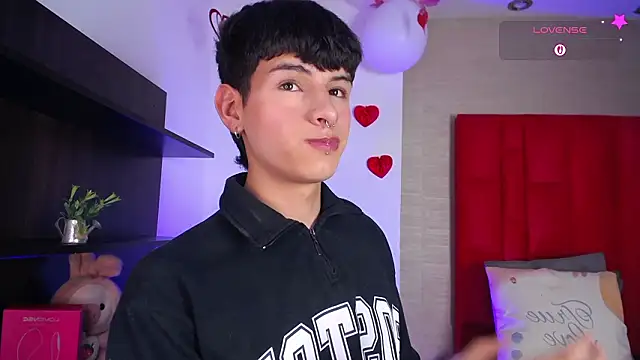 แชท XXX สดของ Ezra_Storm