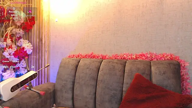 Chat +18 de Valk_submissive ao vivo