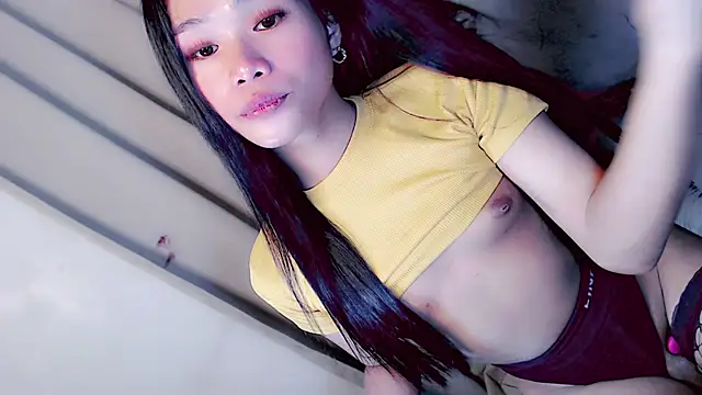 Amomentoflust99: онлайн-секс-чат