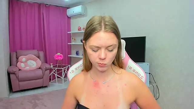XXX chat uživo modela Strawberrye