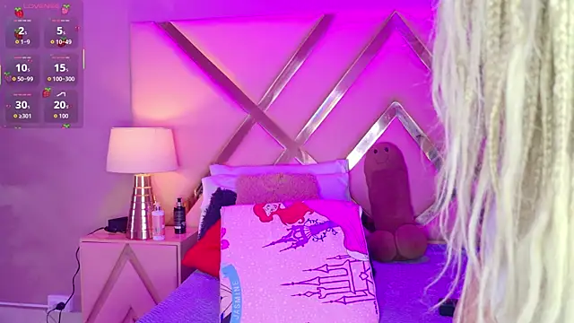 MalaikaBrown: онлайн-секс-чат