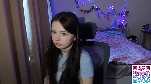 Онлайн чат XXX boozekirs_