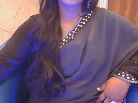 Bold-mahi 现场XXX聊天