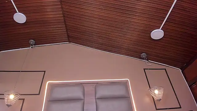 CAYLINCOLLINS – Naživo XXX chat