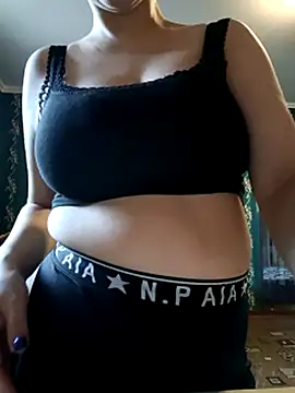 Lissa213 Adlı Modelin Canlı XXX Sohbeti