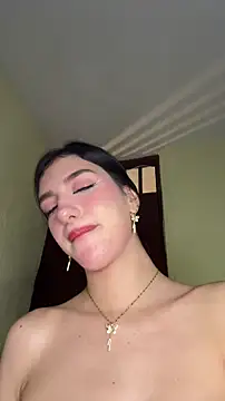 Chat XXX en directo de Emily-hottson