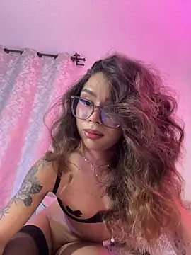 Samantha_Bernardo live XXX chat