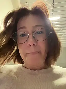 RinaCat live XXX chat