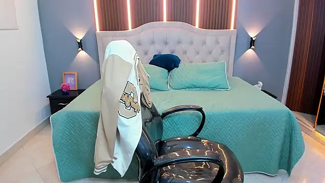 Tommy18__ Live XXX-chat