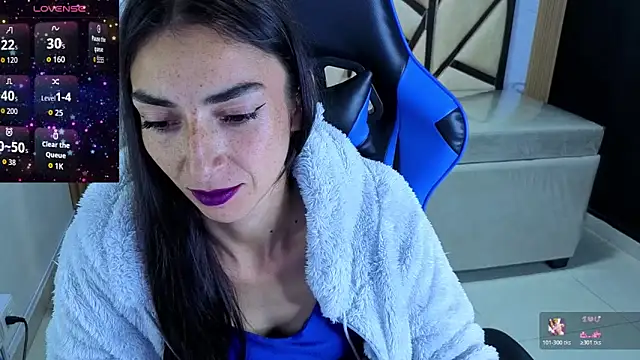 Maily_a_ élő XXX-chatje