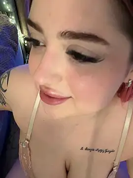 KellyMoors' Live XXX Chat