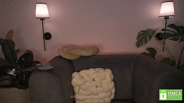 Chat +18 de nyx_97 ao vivo
