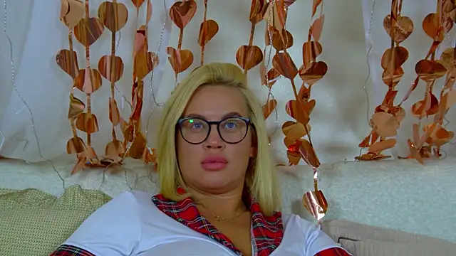 XXX chat uživo modela MariaNeumann