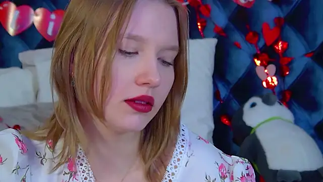 Show modela LiliLinn na web-kameri