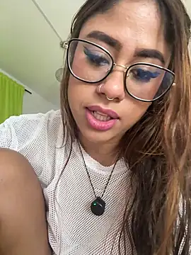 Czat XXX na żywo – _Devika