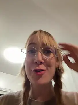 rileylovesyou Live XXX-Chat