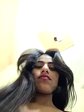 XXX chat uživo modela Alisha_Babyy