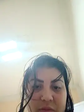 XXX chat uživo modela CubanaCulonaxxx