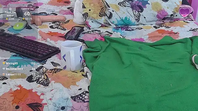 XXX chat uživo modela EbonyCoWorker