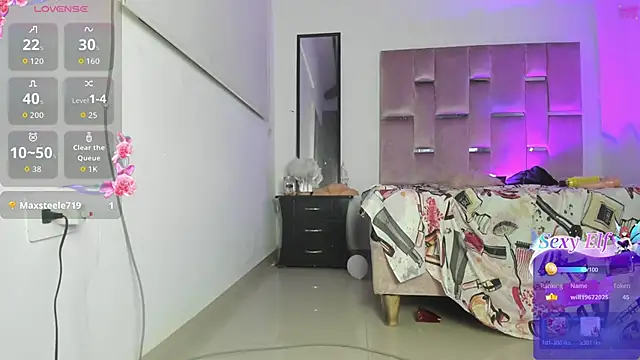 ScarlettFox0n Live XXX chat