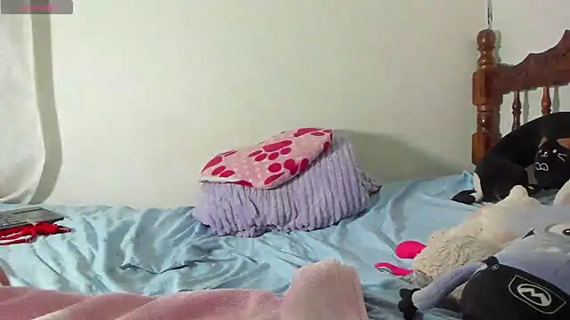 jilary__clinton: απευθείας συνομιλία ΧΧΧ