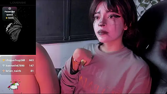 Anny_Kiittyn Webbikameraesitys